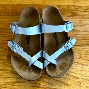 Birkenstock sandals size 34